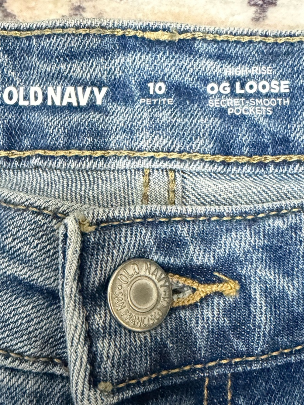 Old Navy High-Waisted OG Loose Jeans Size 10 Petite NWT - Picture 5 of 7